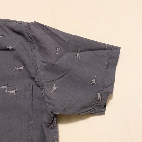 Walker Refinery Shark Print Button Up Shirt Mens Size Large - Picture 5 of 16
